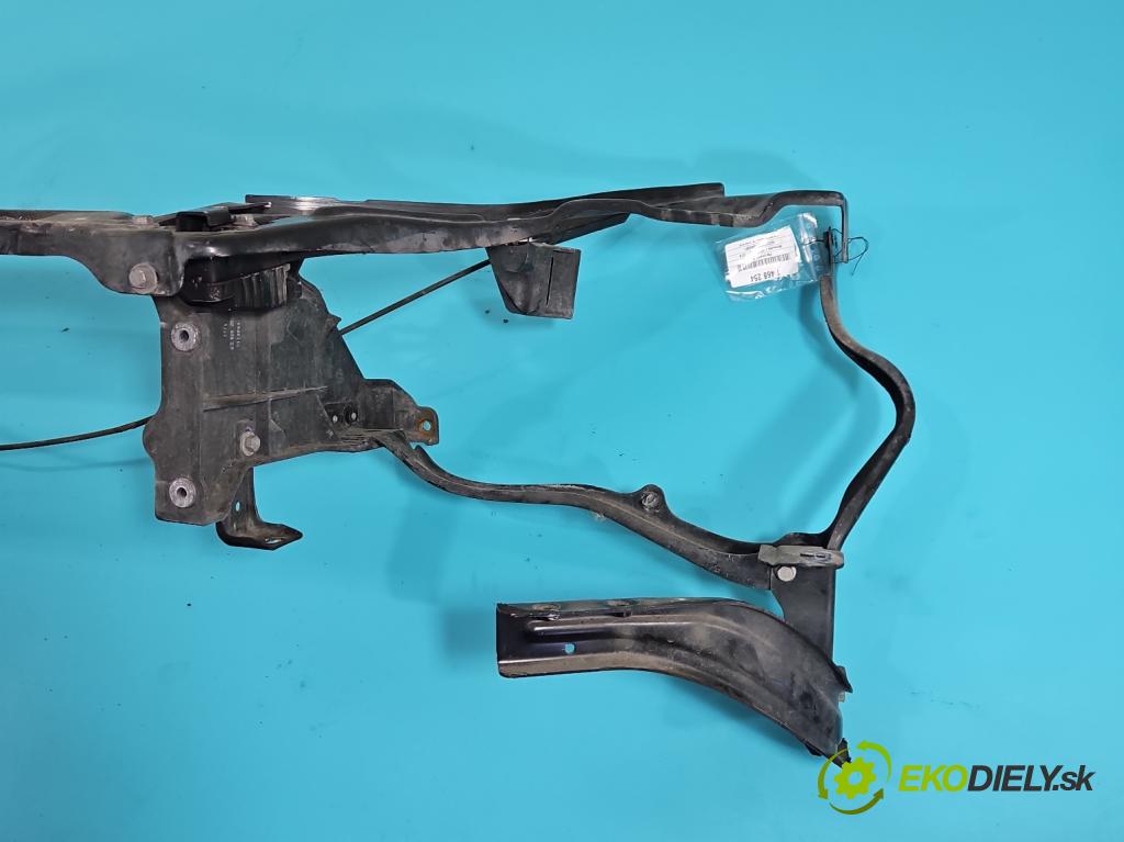 Mercedes E W212 2009-2016 2,2.0 cdi (651924) 136hp automatic 100 kW 2143 cm3 5- stěna přední  (Výztuhy přední)