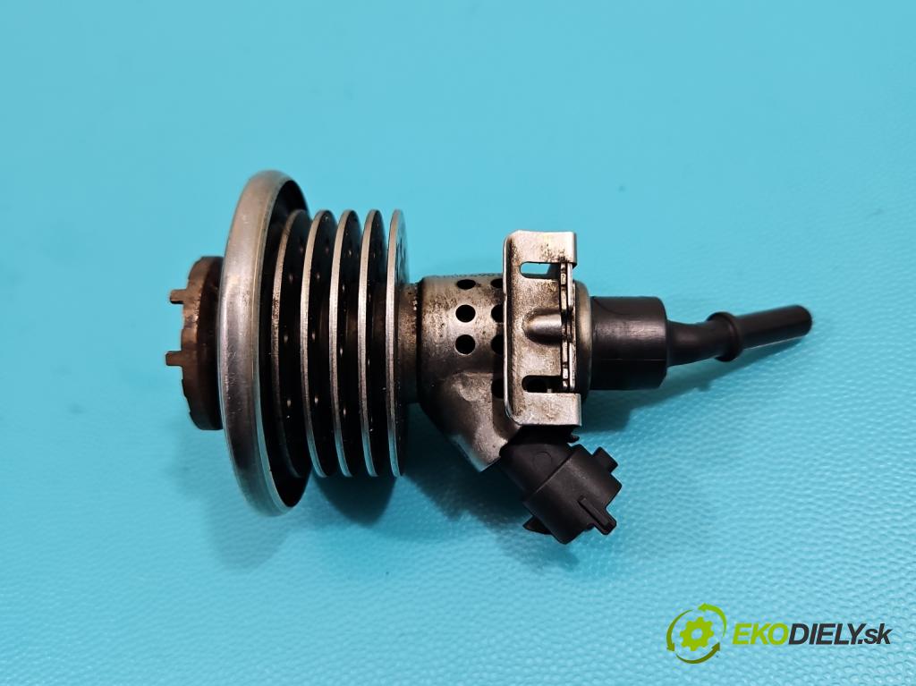 Mercedes E W212 2009-2016 2,2.0 cdi (651924) 136 HP automatic 100 kW 2143 cm3 5- vstrek A0004900713 (Vstrekovač paliva)