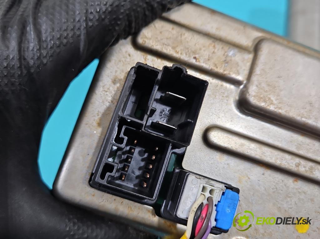 Fiat Punto Grande 1.4 8V 77 HP manual 57 kW 1368 cm3 5- čerpadlo posilovač 51826526 (Servočerpadlo, pumpa riadenia)