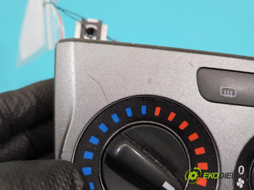 Fiat Punto Grande 1.4 8V 77 HP manual 57 kW 1368 cm3 5- panel kúrenia
