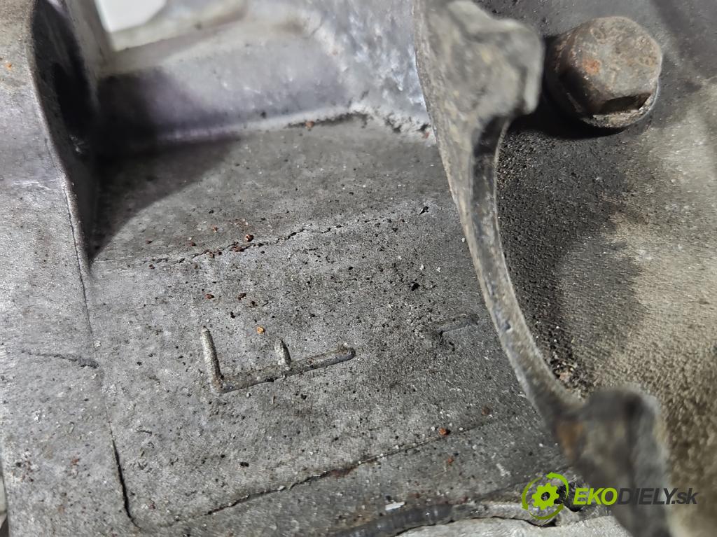 Fiat Punto Grande 1.4 8V 77 HP manual 57 kW 1368 cm3 5- prevodovka stupeň,rýchlosť manual
