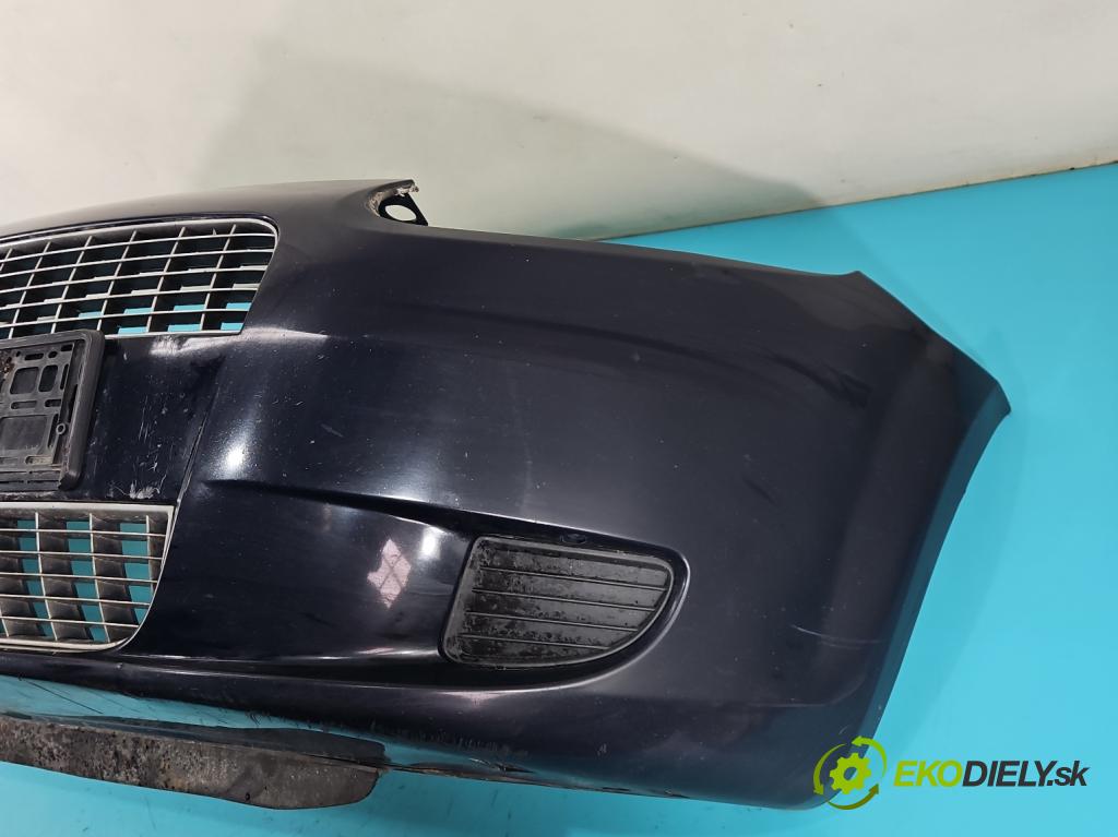 Fiat Punto Grande 1.4 8V 77 hp manual 57 kW 1368 cm3 5- nárazník přední (Klika dveří ostatní)