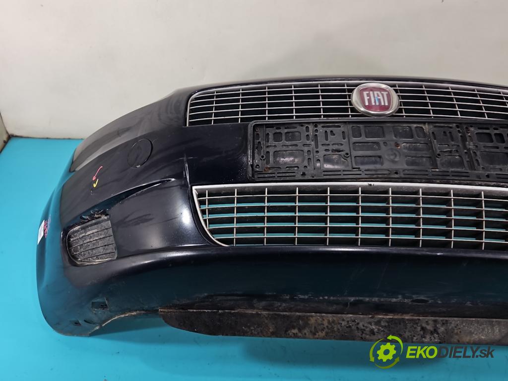 Fiat Punto Grande 1.4 8V 77 hp manual 57 kW 1368 cm3 5- nárazník přední (Klika dveří ostatní)