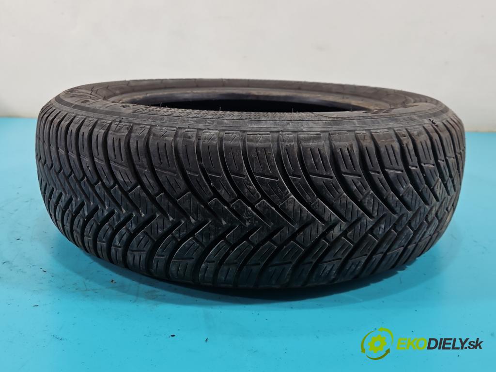 Fiat Punto Grande 1.4 8V 77 hp manual 57 kW 1368 cm3 5- pneumatiky: celoročné 4 ks komplet