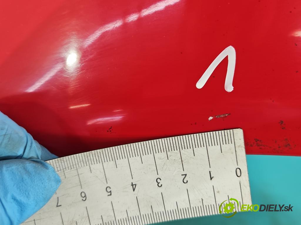 Toyota Corolla E11 1997-2002 1.4 vvti 97KM manual 71 kW 1398 cm3 3- blatnik přední levý  (Levý přední blatník)