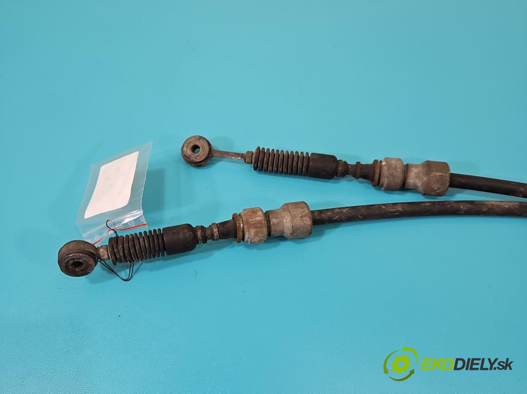 Toyota Rav4 III 2005-2012 2.0 vvti 152KM manual 112 kW 1998 cm3 5- Páka: Změny: stupeň,rýchlosť  (Rýchlostná páka (kulisa))