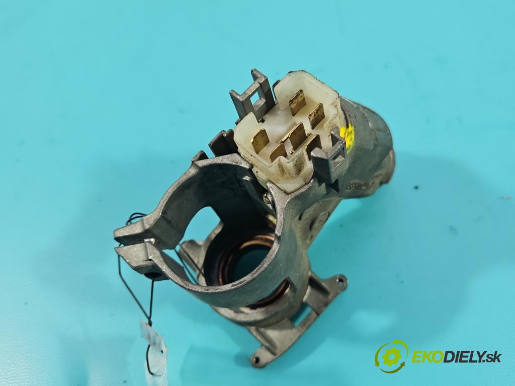 Seat Inca 1.9 sdi 64 hp manual 47 kW 1896 cm3 5- spínací skříňka 6K0905851 (Spínací skříňky a klíče)