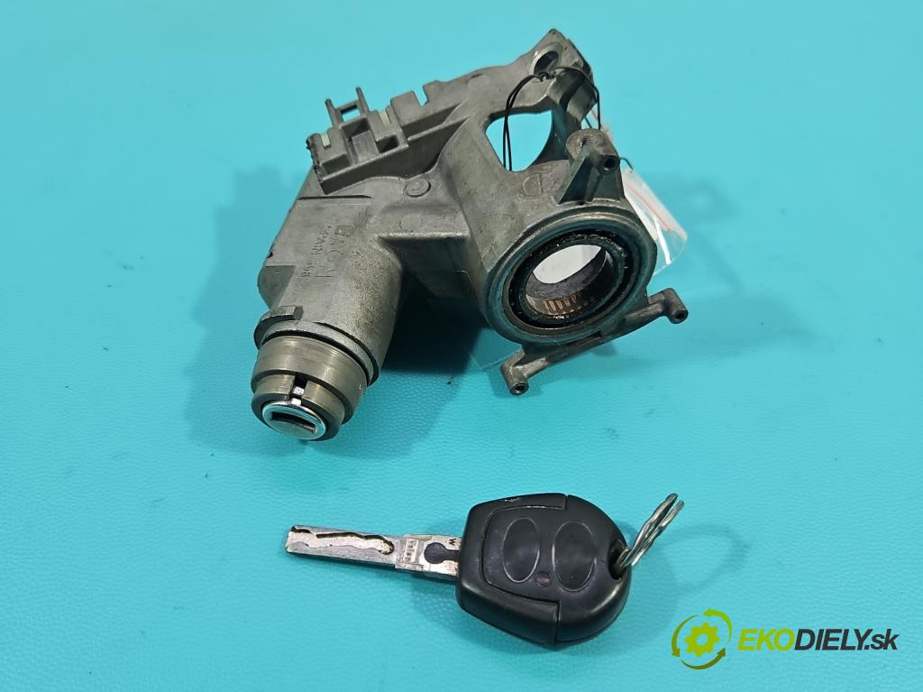 Seat Inca 1.9 sdi 64 hp manual 47 kW 1896 cm3 5- spínací skříňka 6K0905851 (Spínací skříňky a klíče)