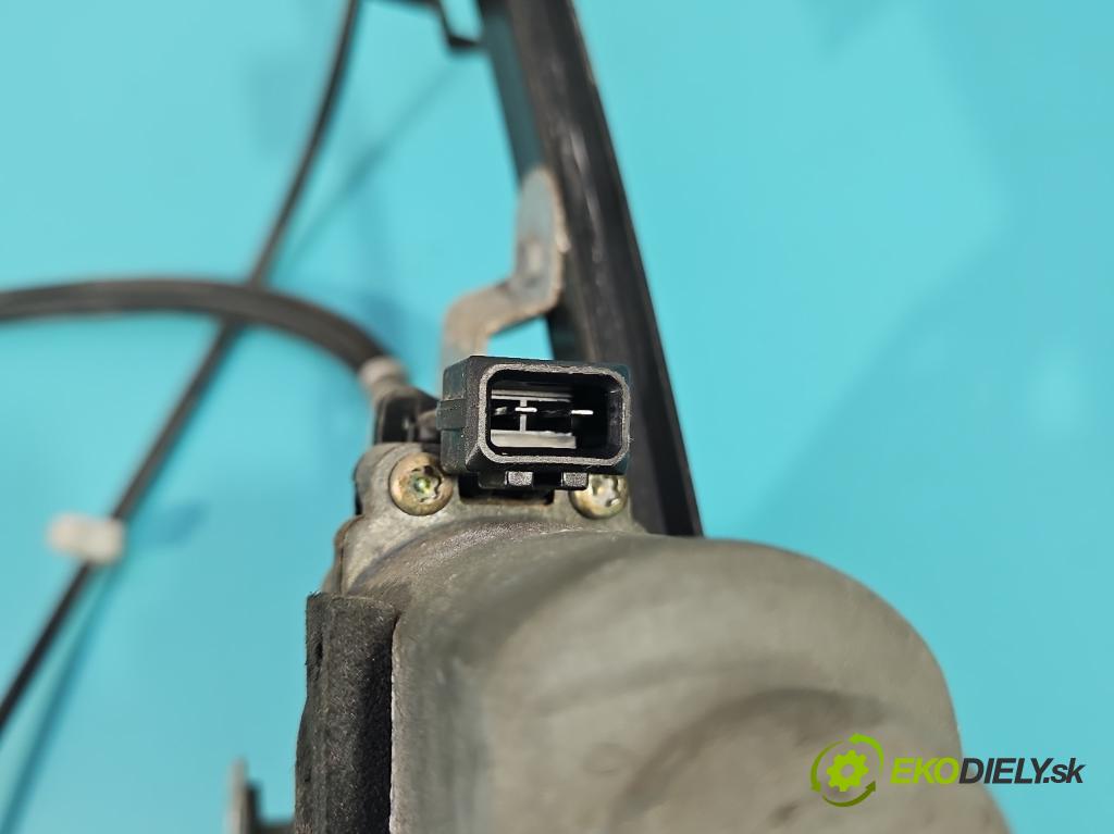 Seat Inca 1.9 sdi 64 hp manual 47 kW 1896 cm3 5- mechanismus stahování přední levý