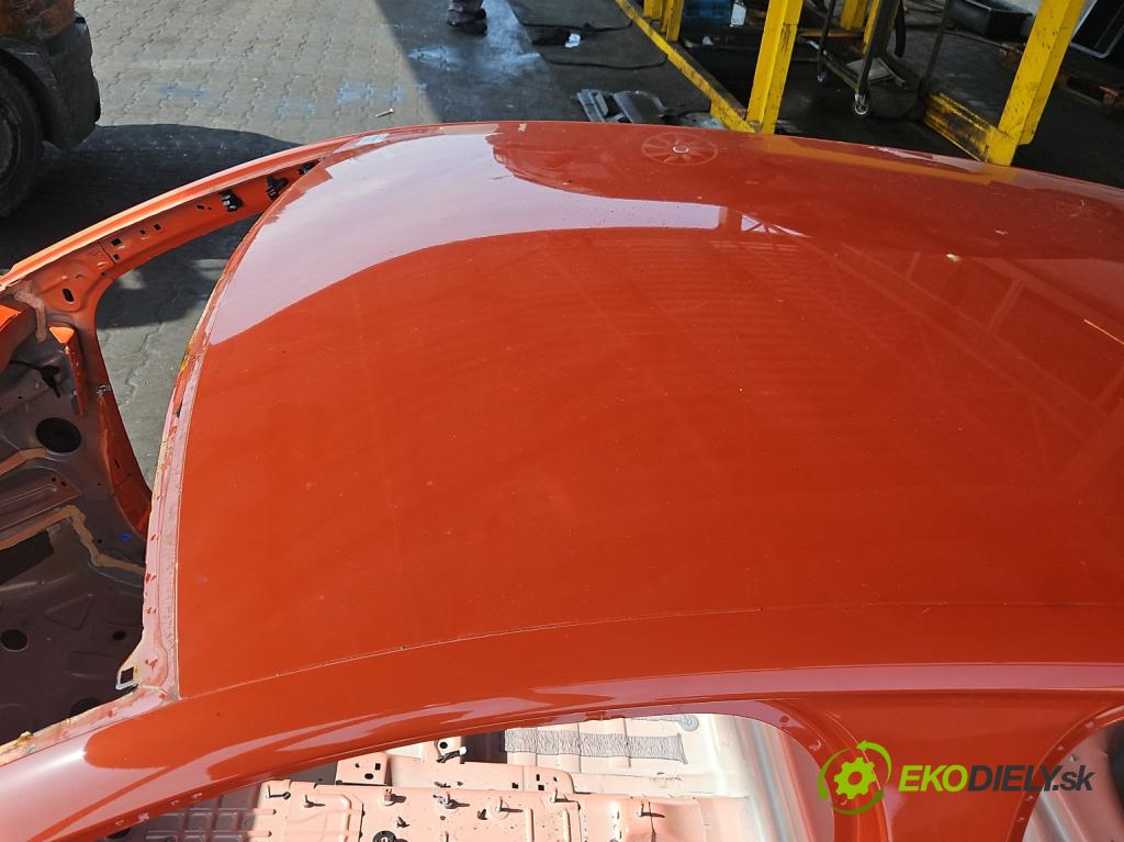 Opel Corsa F 2019- 1.2 12V 75 hp manual 55 kW 1199 cm3 5- Strecha: