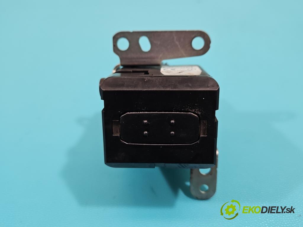 Toyota Corolla Verso II 2004-2009 2.0 D4D 116 HP manual 85 kW 1995 cm3 5- Spínačka 2584A-RI24KTY (Spínacia skrinka)