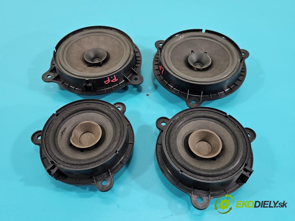 Renault Clio IV 2012-2020 1,2.0 16V 73 hp manual 54 kW 1149 cm3 5- reproduktory komplet 