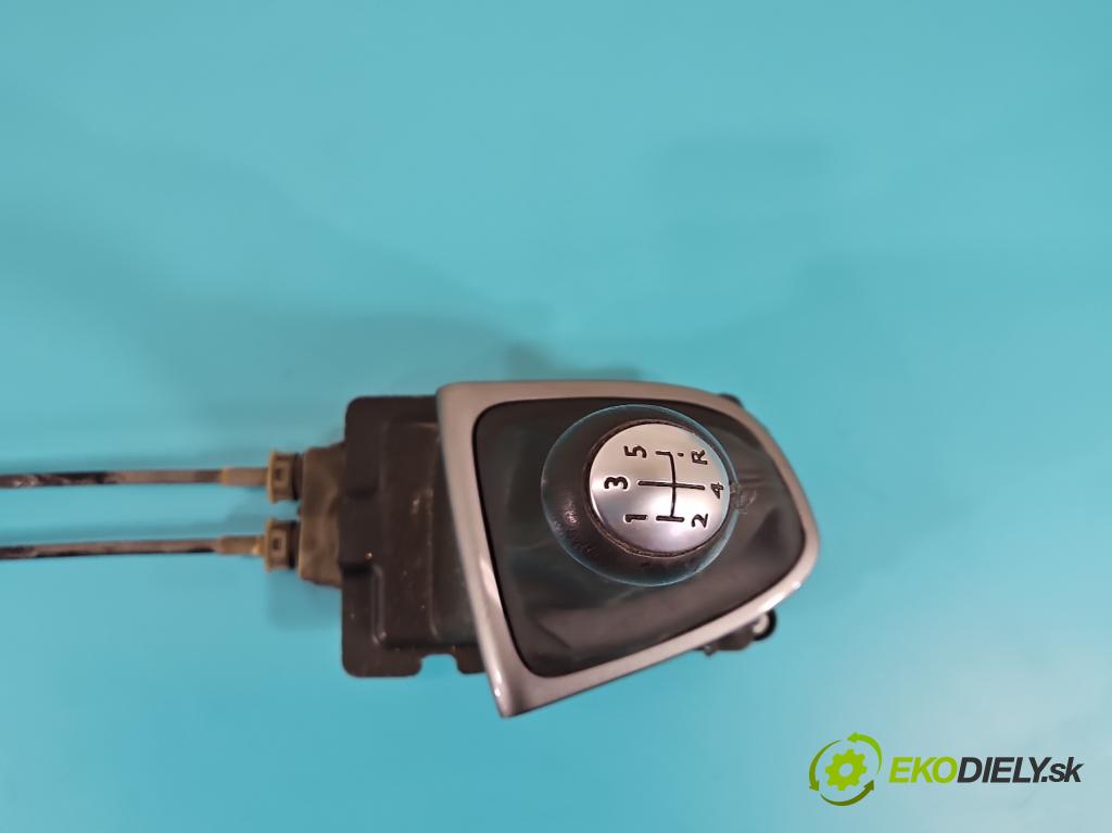 Renault Clio IV 2012-2020 1,2.0 16V 73 HP manual 54 kW 1149 cm3 5- Páka: Změny: stupeň,rýchlosť 9615809 (Rýchlostná páka (kulisa))