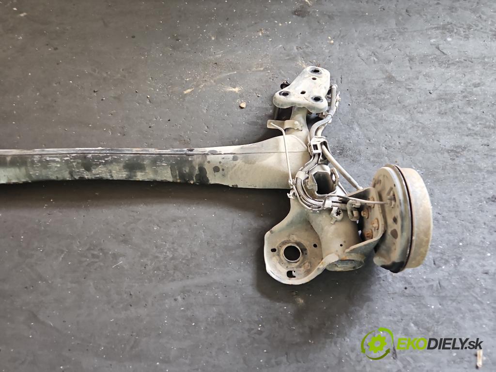 Opel Corsa F 2019- 1.2 12V 75 hp manual 55 kW 1199 cm3 5- zadní výztuha  (Výztuhy zadní)