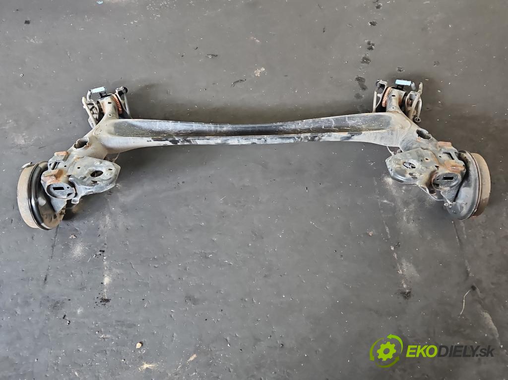 Opel Corsa F 2019- 1.2 12V 75 hp manual 55 kW 1199 cm3 5- zadní výztuha  (Výztuhy zadní)