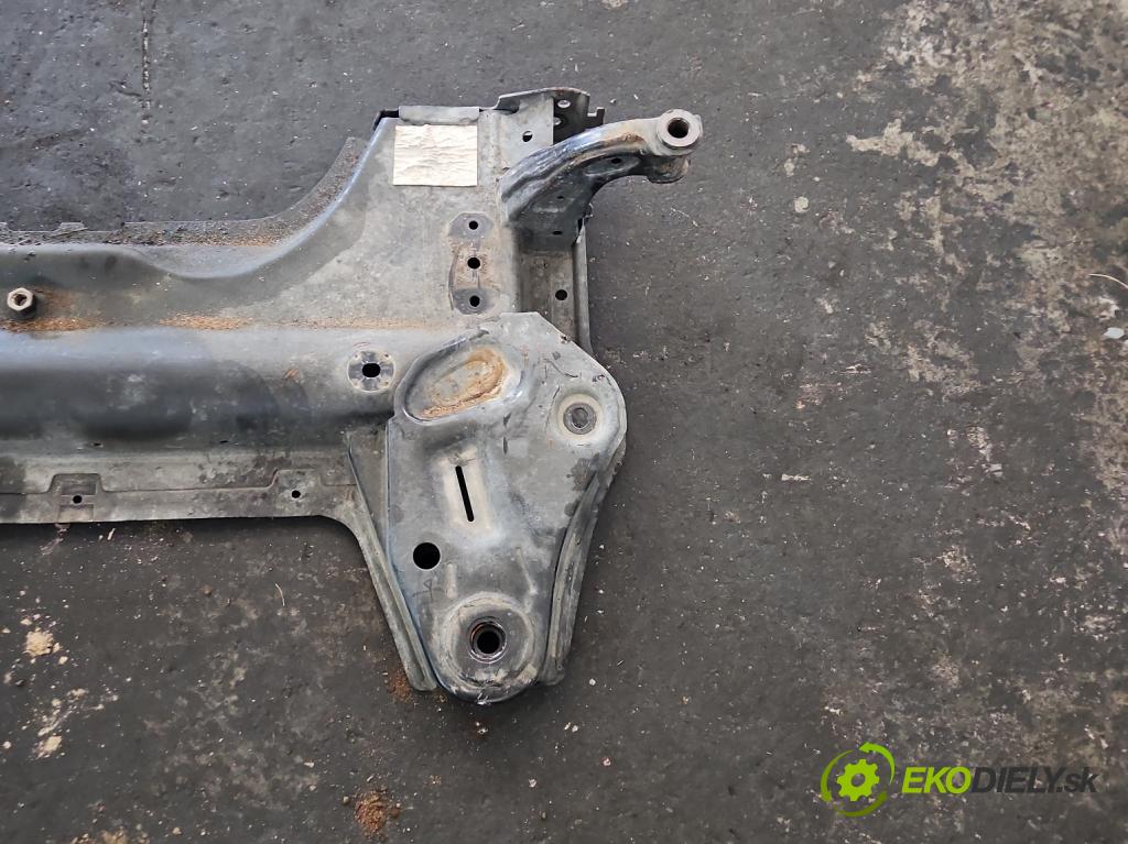 Opel Corsa F 2019- 1.2 12V 75 HP manual 55 kW 1199 cm3 5- výstuha motora