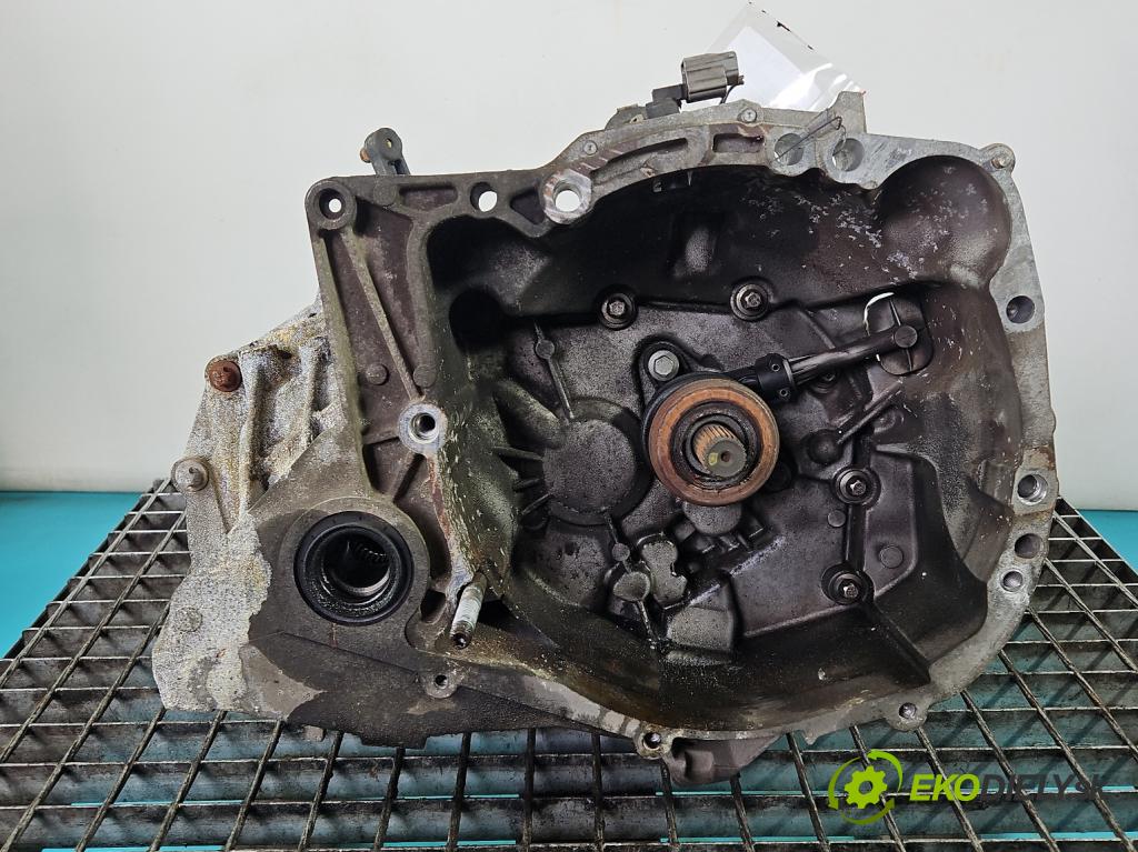 Renault Clio IV 2012-2020 1,2.0 16V 73 HP manual 54 kW 1149 cm3 5- prevodovka stupeň,rýchlosť manual JH3-367