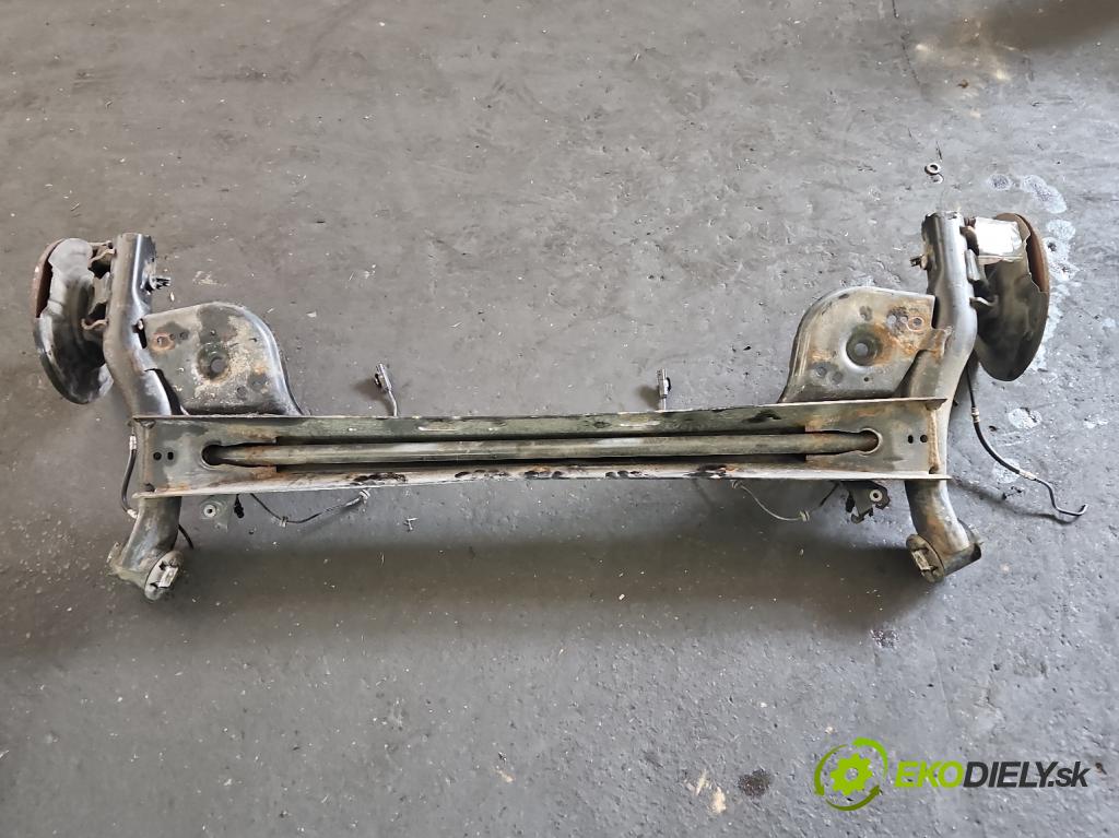 Renault Clio V 2019- 1.3 Tce 131 hp automatic 96 kW 1332 cm3 5- zadní výztuha  (Výztuhy zadní)