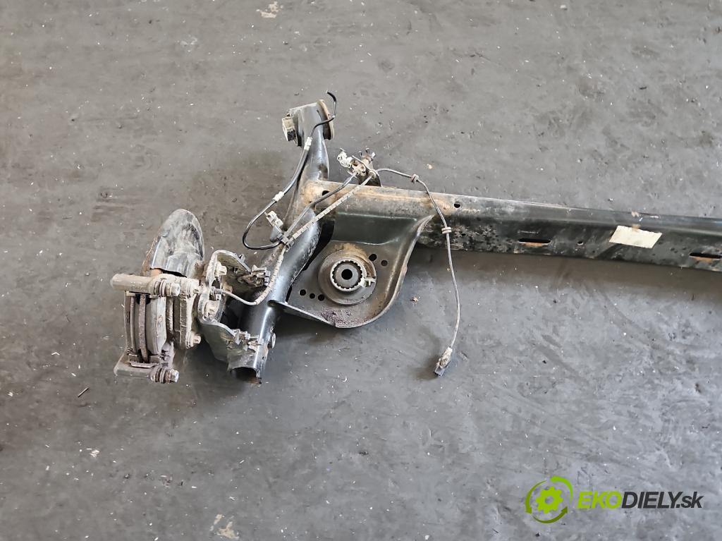 Renault Clio V 2019- 1.3 Tce 131 hp automatic 96 kW 1332 cm3 5- zadní výztuha  (Výztuhy zadní)