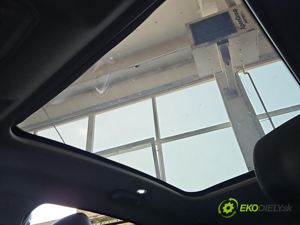 Ford S-max 2.2 tdci 175 hp manual 129 kW 2179 cm3 5- Strecha: