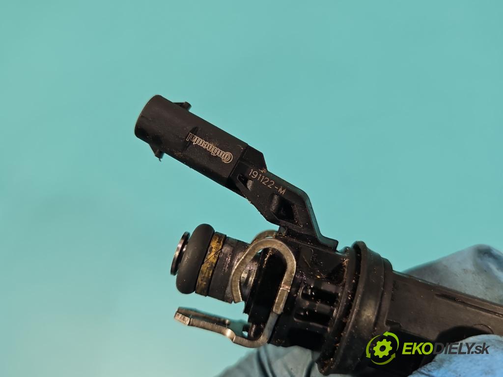 Renault Clio V 2019- 1.3 Tce 131 HP automatic 96 kW 1332 cm3 5- vstrek A2820701000 (Vstrekovač paliva)