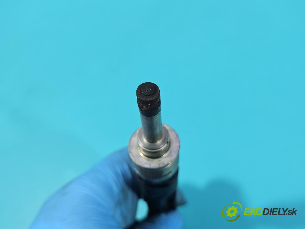 Renault Clio V 2019- 1.3 Tce 131 HP automatic 96 kW 1332 cm3 5- vstrek A2820701000 (Vstrekovač paliva)