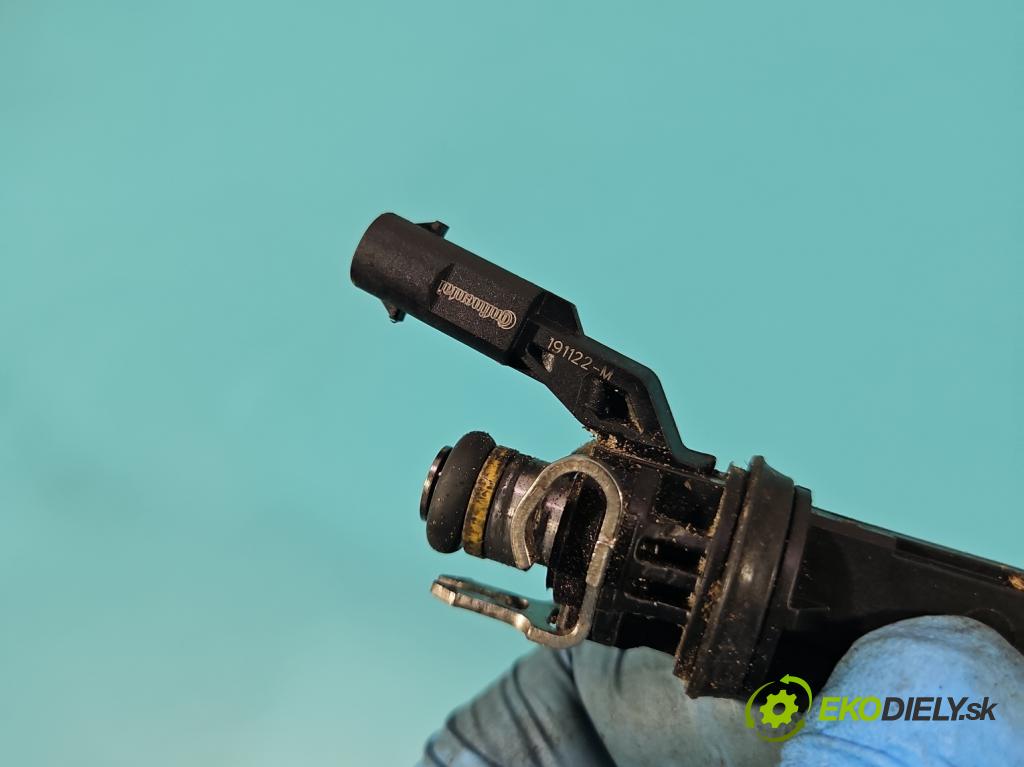 Renault Clio V 2019- 1.3 Tce 131 HP automatic 96 kW 1332 cm3 5- vstrek A2820701000 (Vstrekovač paliva)