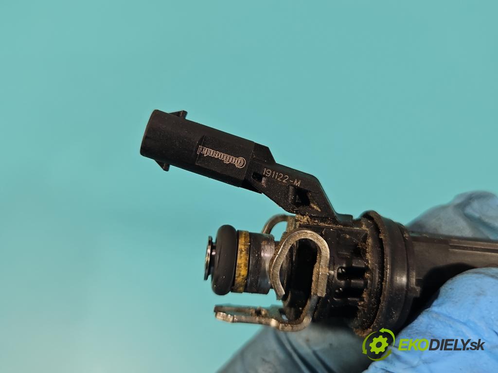 Renault Clio V 2019- 1.3 Tce 131 HP automatic 96 kW 1332 cm3 5- vstrek A2820701000 (Vstrekovač paliva)