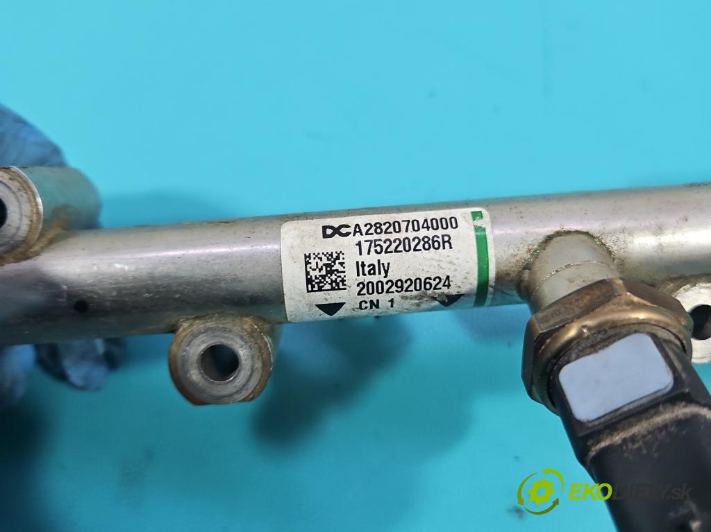 Renault Clio V 2019- 1.3 Tce 131 HP automatic 96 kW 1332 cm3 5- lišta vstrekovacia A2820701100 (Vstrekovacia lišta)