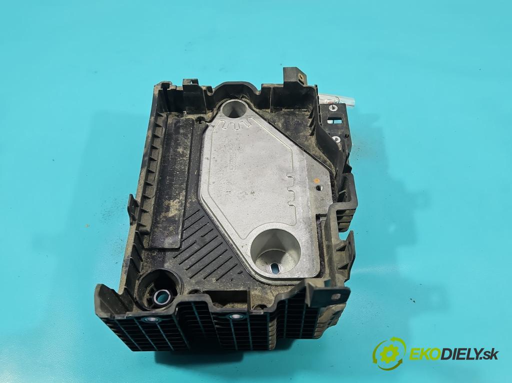 Renault Clio V 2019- 1.3 Tce 131 HP automatic 96 kW 1332 cm3 5- Základ: ďalšie: P1011233