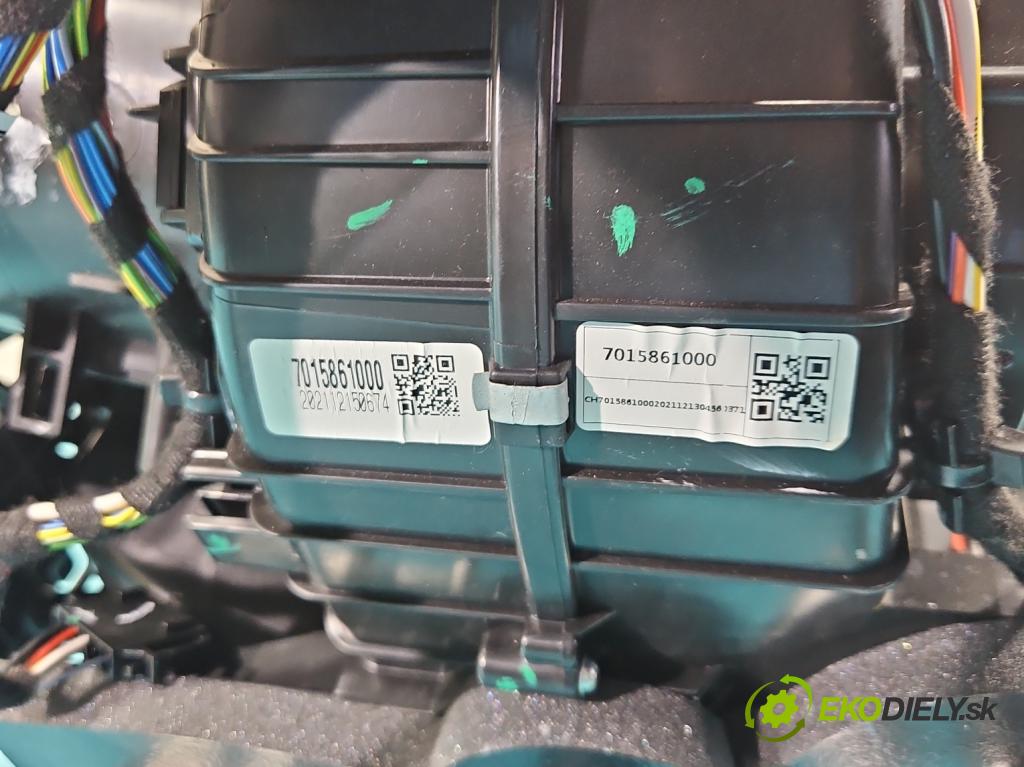 Opel Corsa F 2019- 1.2 12V 75 hp manual 55 kW 1199 cm3 5- radiátor 9830697180 (Radiátory topení)