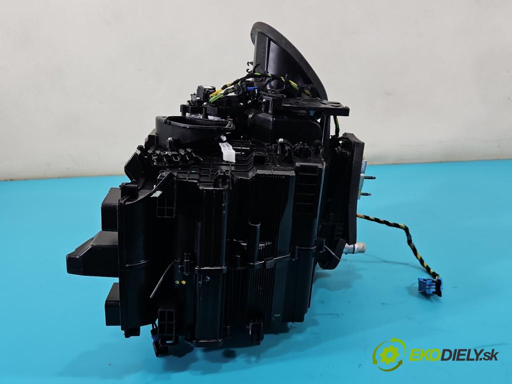 Opel Corsa F 2019- 1.2 12V 75 hp manual 55 kW 1199 cm3 5- radiátor 9830697180 (Radiátory topení)