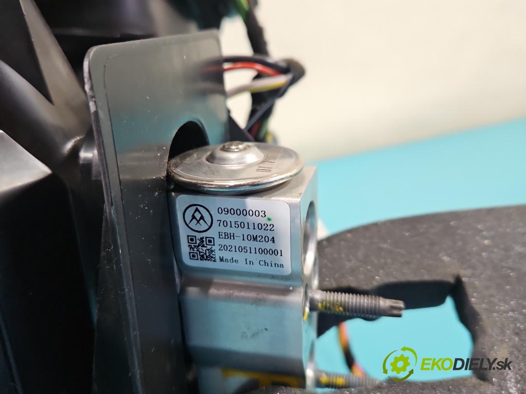 Opel Corsa F 2019- 1.2 12V 75 hp manual 55 kW 1199 cm3 5- radiátor 9830697180 (Radiátory topení)