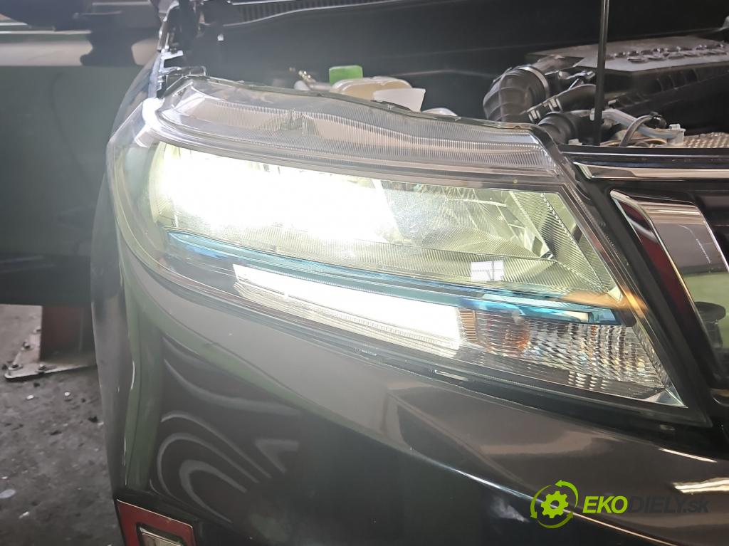 Suzuki Vitara II 2015- 1.4 T 129 HP automatic 95 kW 1373 cm3 5- Reflektor: pravý 100-7R016 (Svetlo predné pravé)