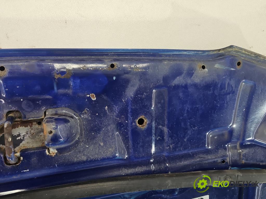 Toyota Corolla E11 1997-2002 1,4.0 16V 86 HP manual 63 kW 1332 cm3 5- kapota predná