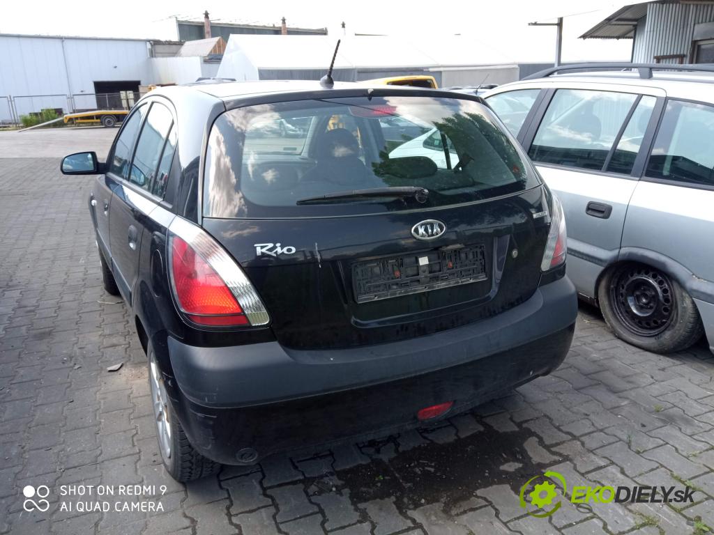 Kia Rio II 2005-2011 1.4 16V 75 hp manual 55 kW 1399 cm3 5- zadní kufrové dveře  (Zadní kapota (kufr))