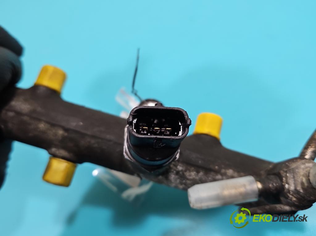 Opel Movano II 2003-2010 3.0 dti 136 HP manual 100 kW 2953 cm3 5- lišta vstrekovacia 0445214050 (Vstrekovacia lišta)