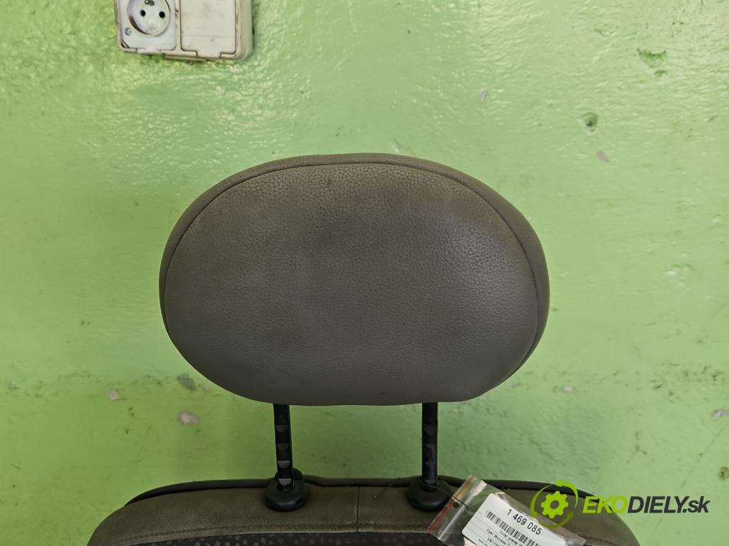 Opel Movano II 2003-2010 3.0 dti 136 HP manual 100 kW 2953 cm3 5- Sedačka pravý  (Sedadlo)