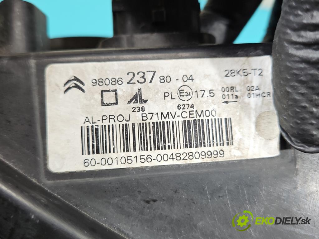 Citroen C4 II 2010-2017 1.6 hdi 120 HP automatic 88 kW 1560 cm3 5- Reflektor: pravý 9808623780 (Svetlo predné pravé)