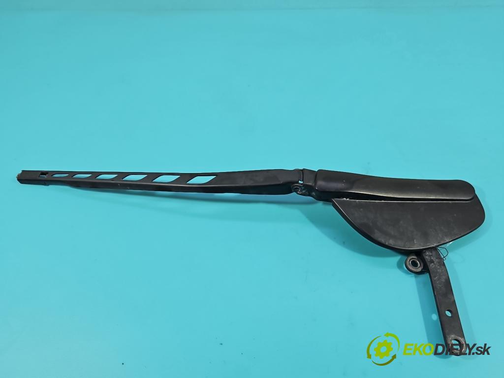 Bmw 5 E60 2003-2010 2.5 R6 192 hp automatic 141 kW 2494 cm3 5- rameno stěrače pravé 7035103