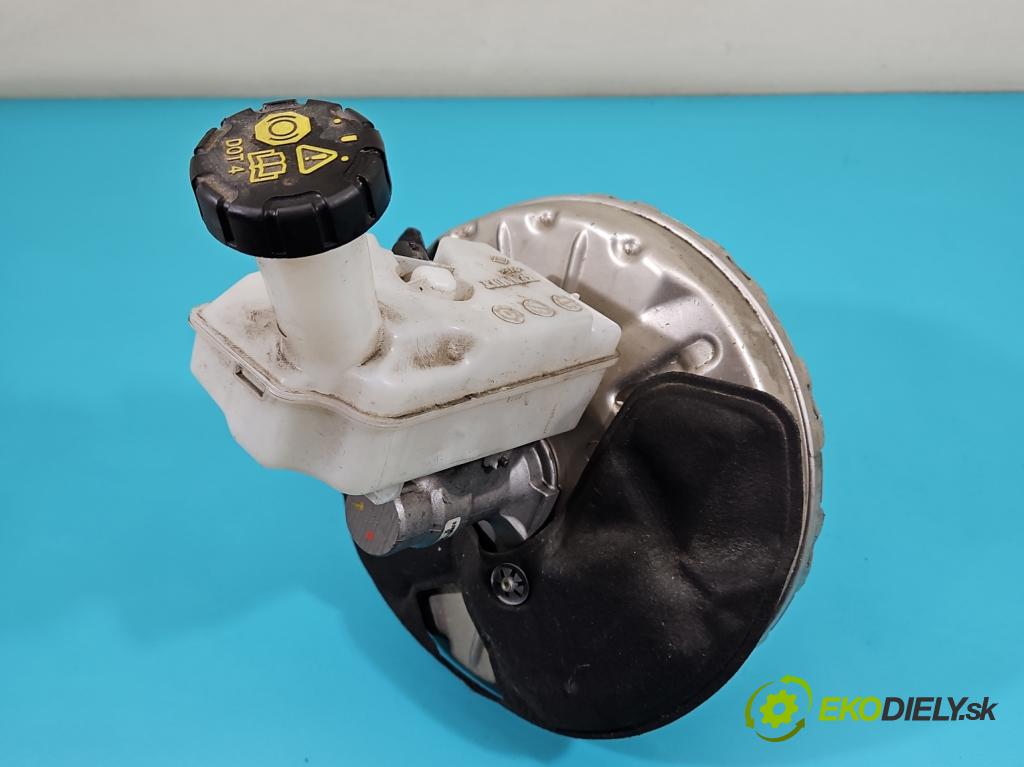 Renault Clio V 2019- 1.3 Tce 131 HP automatic 96 kW 1332 cm3 5- servo brzdové 472109003R