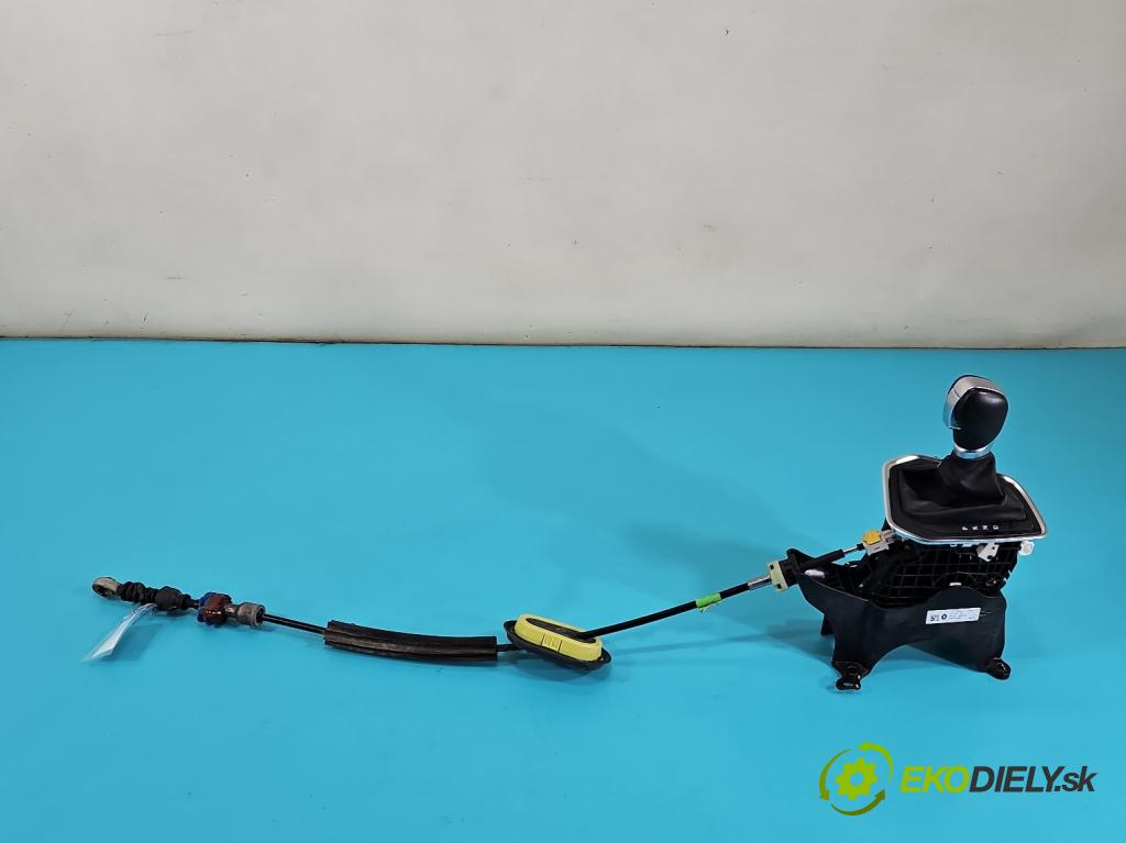 Renault Clio V 2019- 1.3 Tce 131 HP automatic 96 kW 1332 cm3 5- Páka: Změny: stupeň,rýchlosť 349016PB0A (Rýchlostná páka (kulisa))