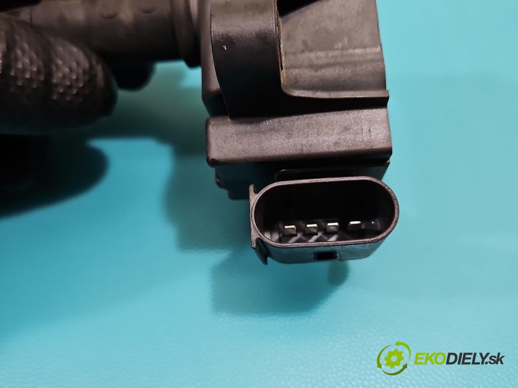 Renault Clio V 2019- 1.3 Tce 131 HP automatic 96 kW 1332 cm3 5- cievka zapaľovacia 224332935R (Zapaľovacia cievka)