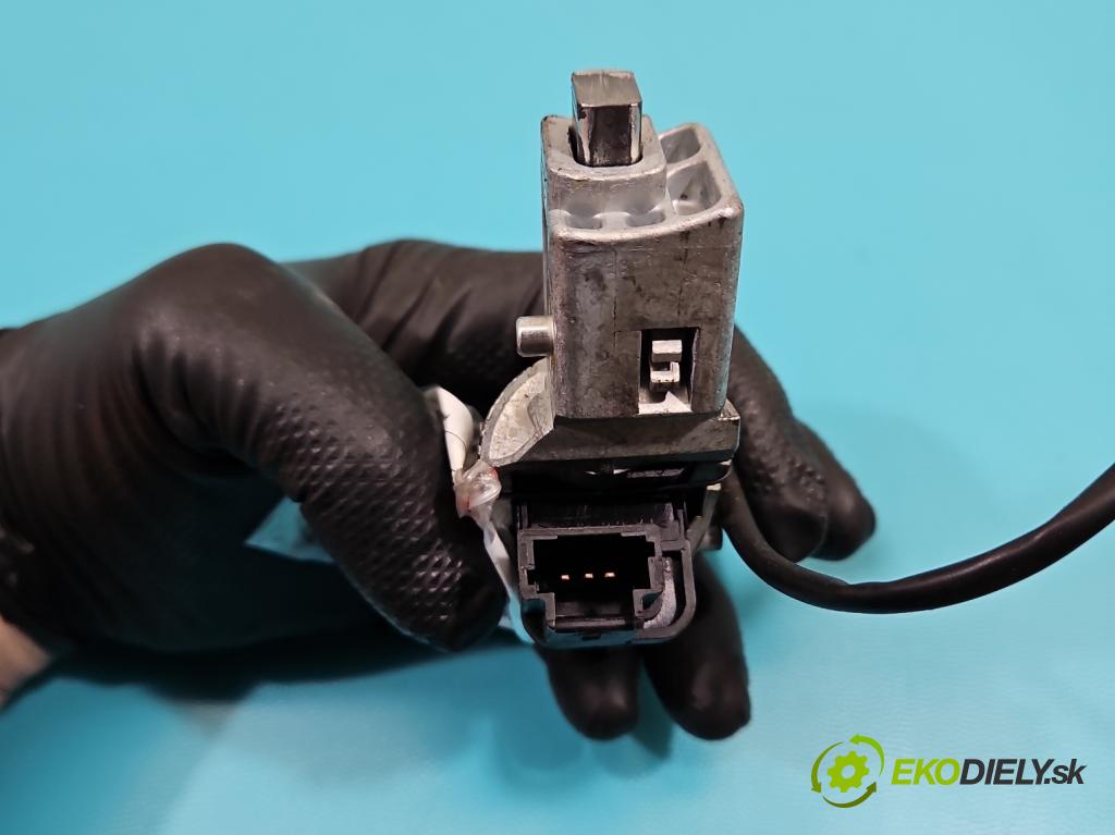 Citroen C3 I 2002-2009 1.4 hdi 68 HP manual 50 kW 1398 cm3 5- Spínačka (Spínacia skrinka)