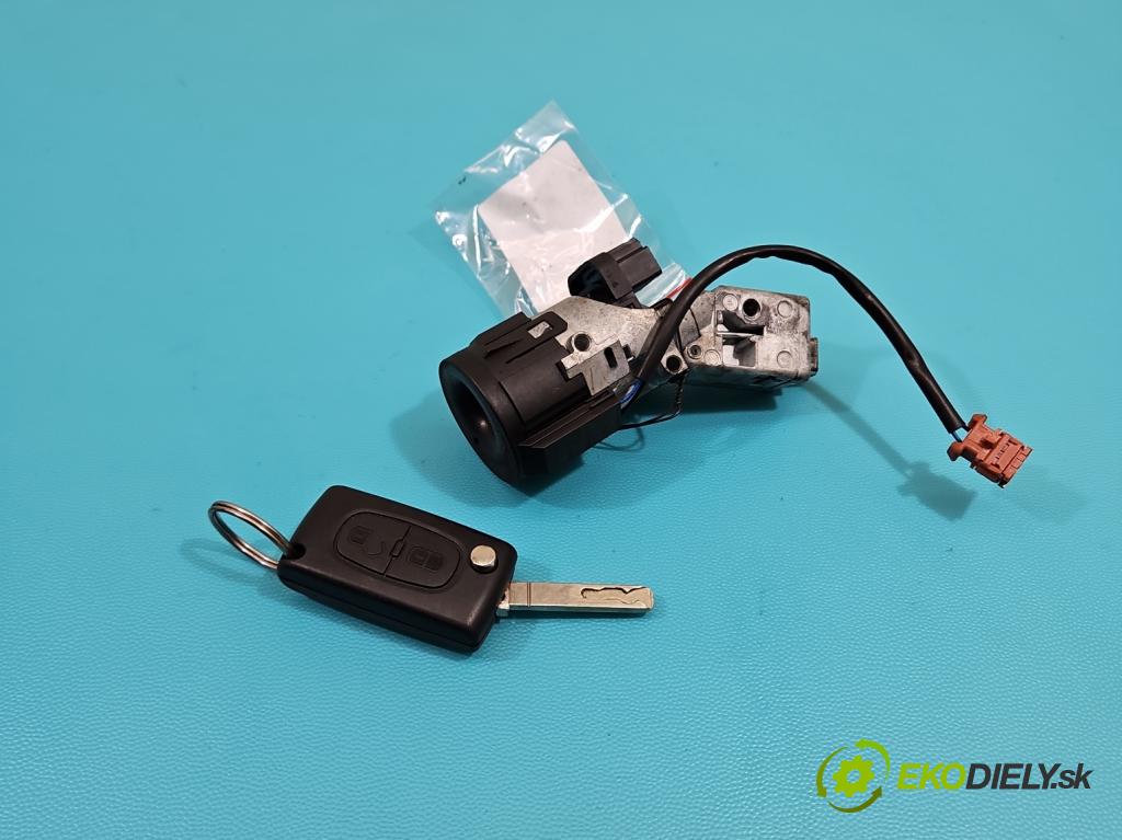 Citroen C3 I 2002-2009 1.4 hdi 68 HP manual 50 kW 1398 cm3 5- Spínačka  (Spínacia skrinka)