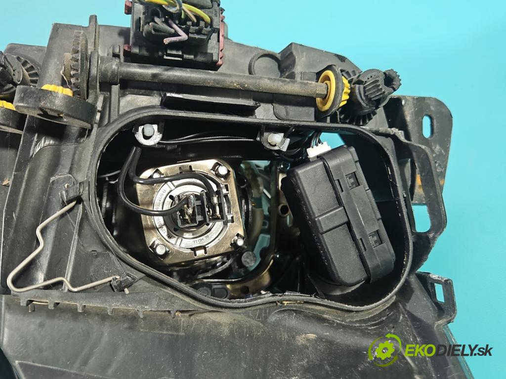 Opel Corsa D 2006-2014 1.4 16V 90 hp manual 66 kW 1364 cm3 3- světlo levý 13186385 (Klika dveří ostatní)