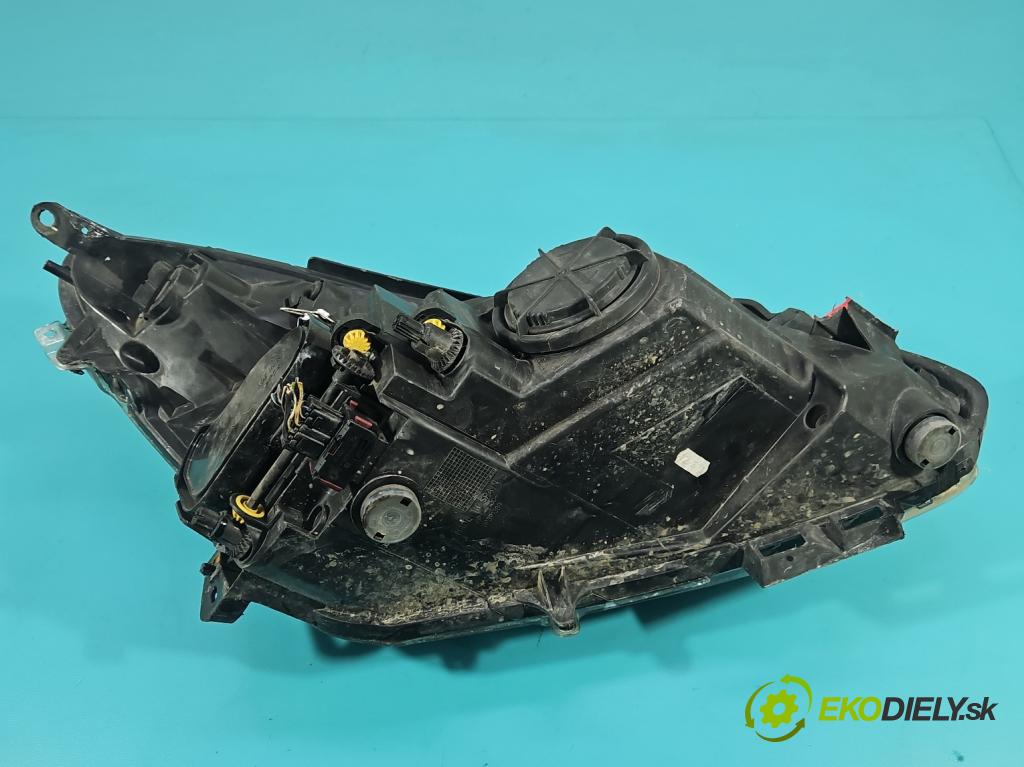 Opel Corsa D 2006-2014 1.4 16V 90 hp manual 66 kW 1364 cm3 3- světlo levý 13186385 (Klika dveří ostatní)