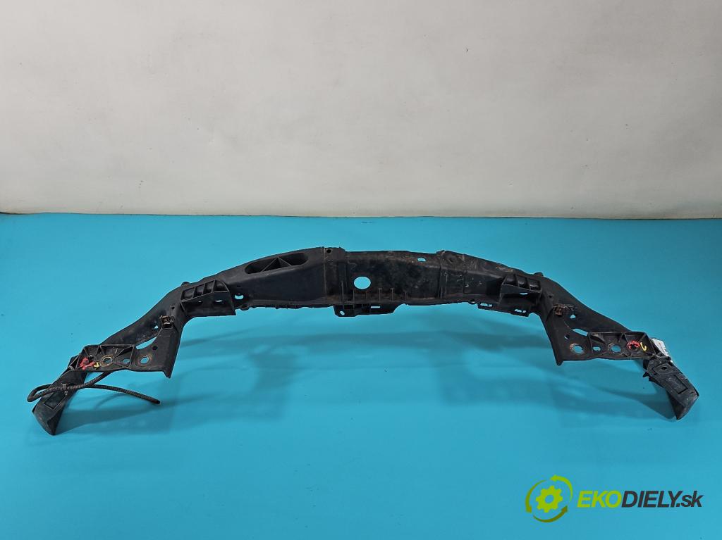 Opel Corsa D 2006-2014 1.4 16V 90 hp manual 66 kW 1364 cm3 3- stěna přední  (Výztuhy přední)