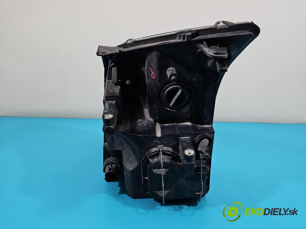 Ford Transit 2006-2013 2.2 tdci 110 HP manual 81 kW 2198 cm3 5- Reflektor: pravý  (Svetlo predné pravé)