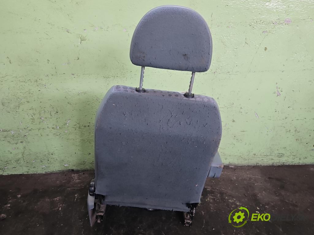 Ford Transit Mk7 2006-2013 2.2 tdci 110 HP manual 81 kW 2198 cm3 5- Sedačka ľavý  (Sedadlo)